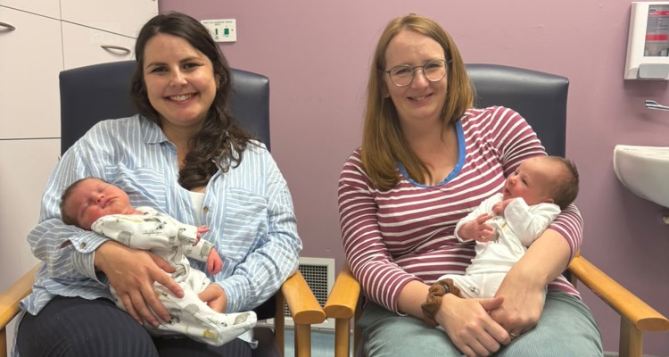 Mabel And Cameron With Thir Mums