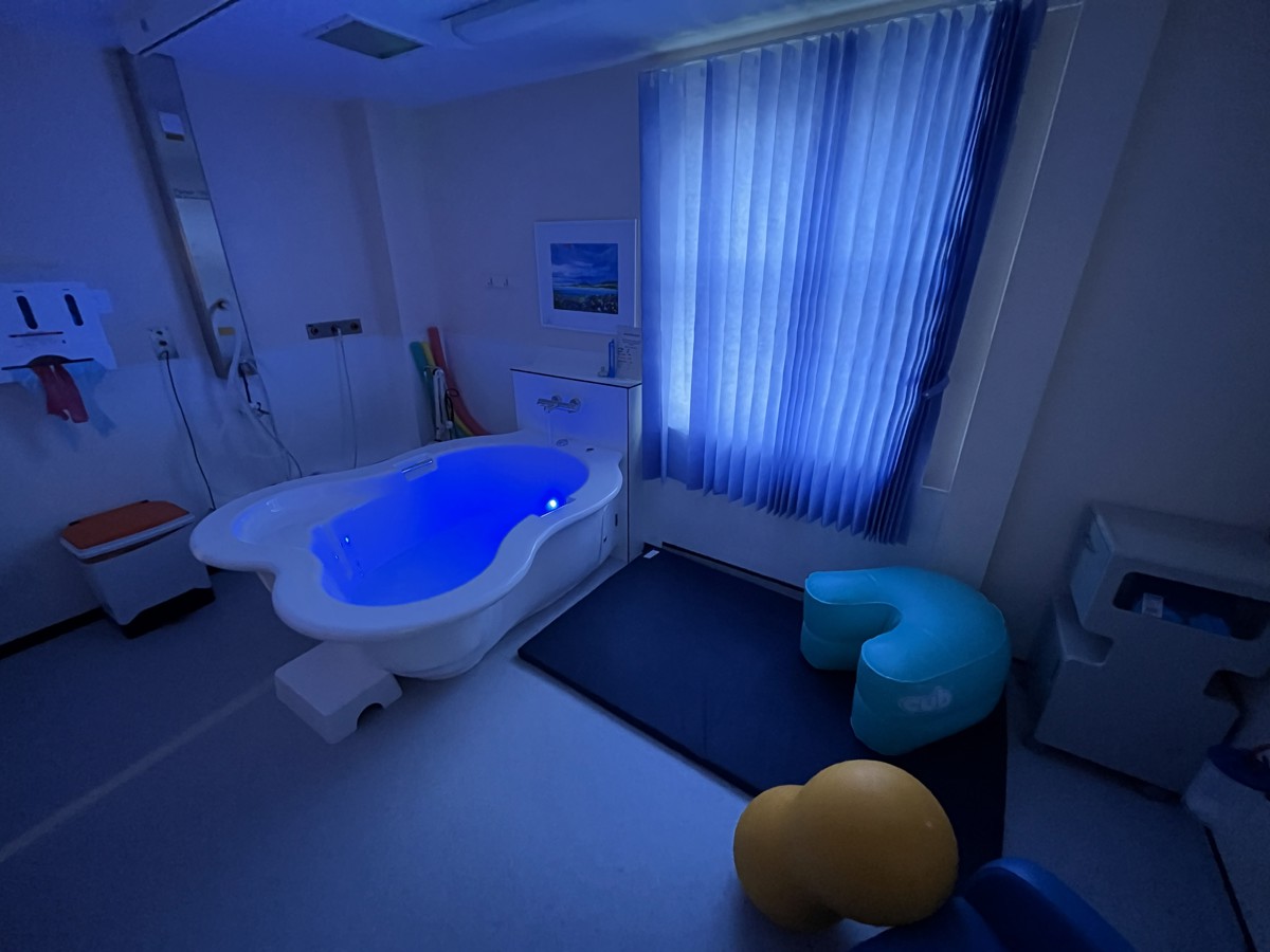 Raigmore Maternity Unit Labour Suite (13)