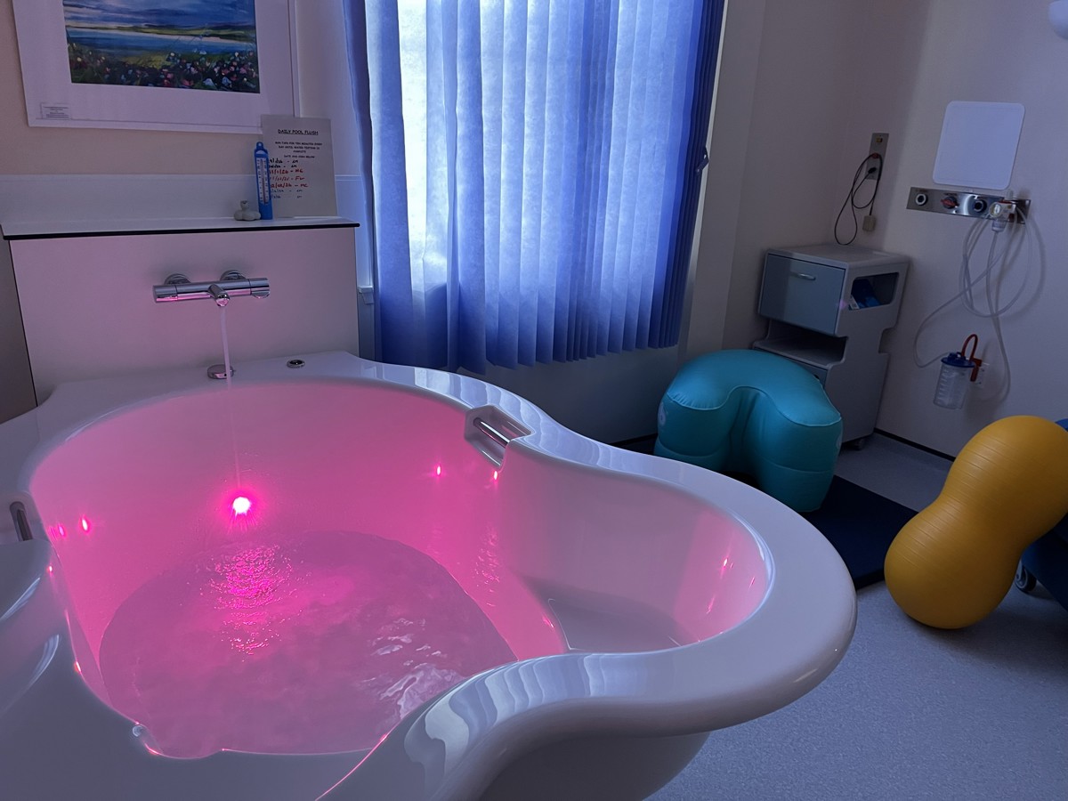 Raigmore Maternity Unit Labour Suite (10)