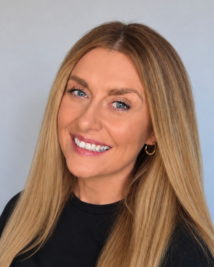 Linda Hilton.jpg